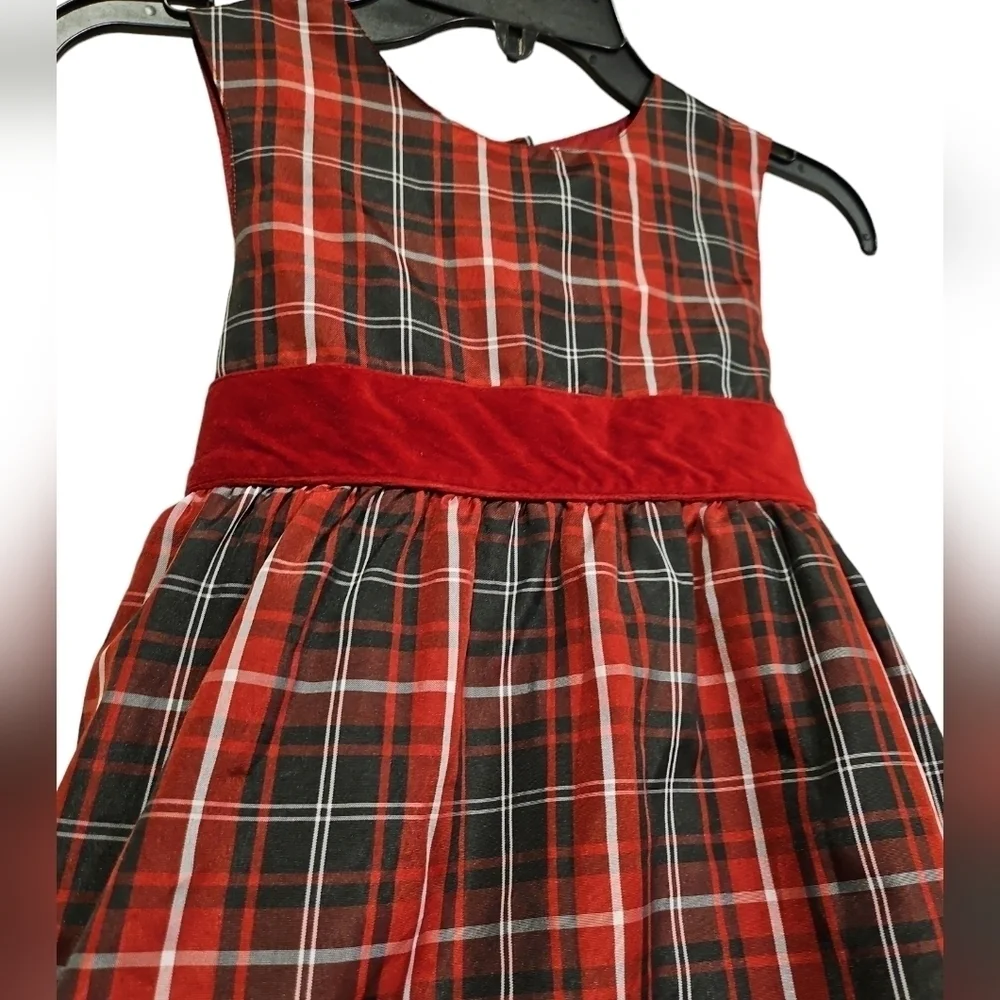 Gymboree red black